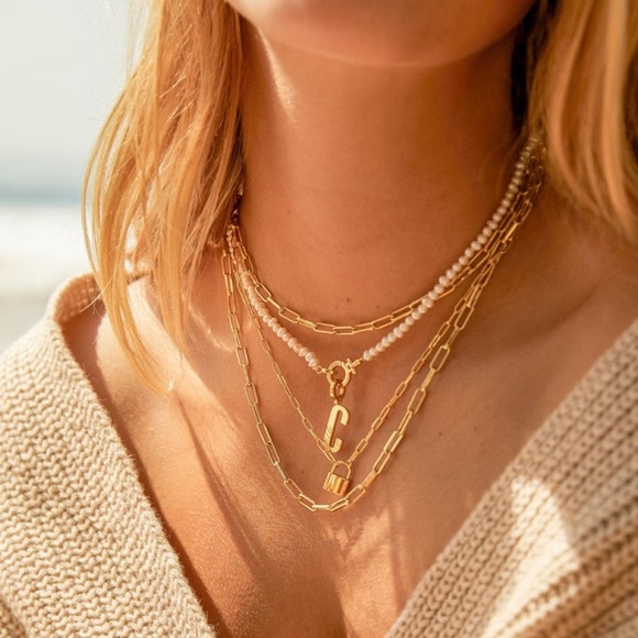 Gorjana New 18k Gold Plated Brass Parker Initial Charm T - Picture 4 of 7